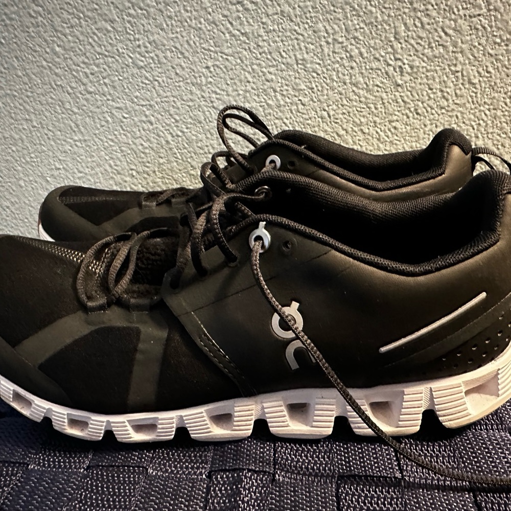On Cloud Running Shoe